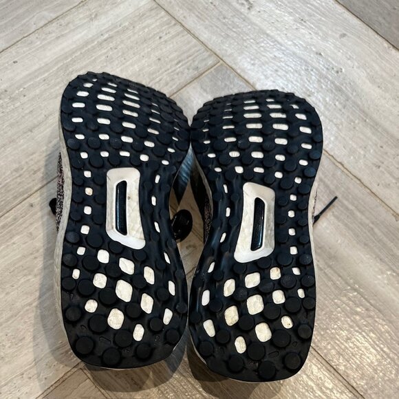 Adidas Ultraboost Uncaged "Pink Carbon" sneakers Size 9 - Picture 3 of 6